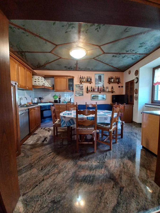 Casa Vacanza Da Ghislin Тельо Екстериор снимка